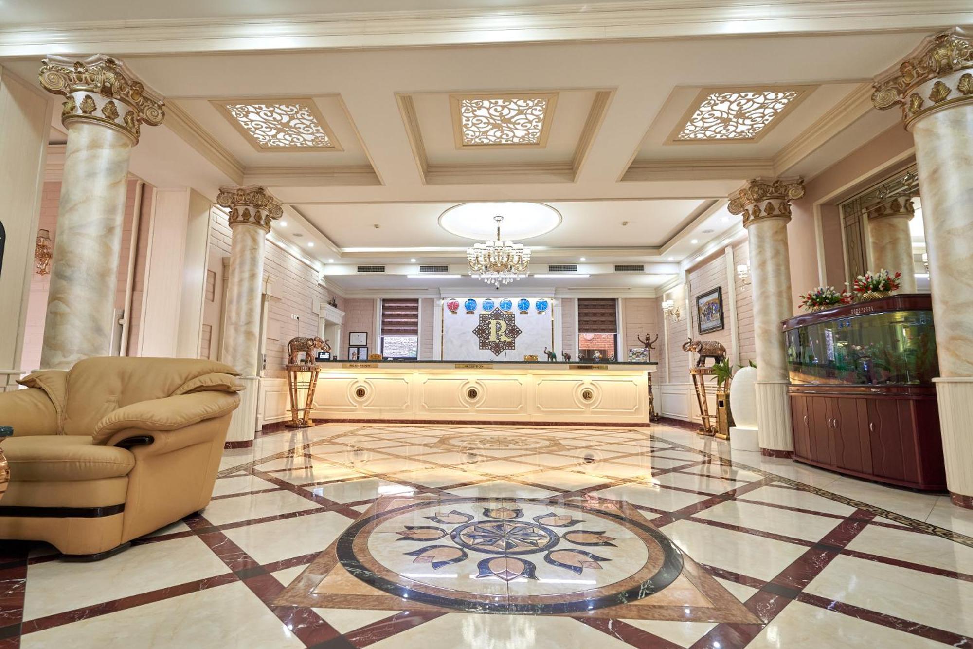 ホテル Rakat Plaza タシュケント エクステリア 写真